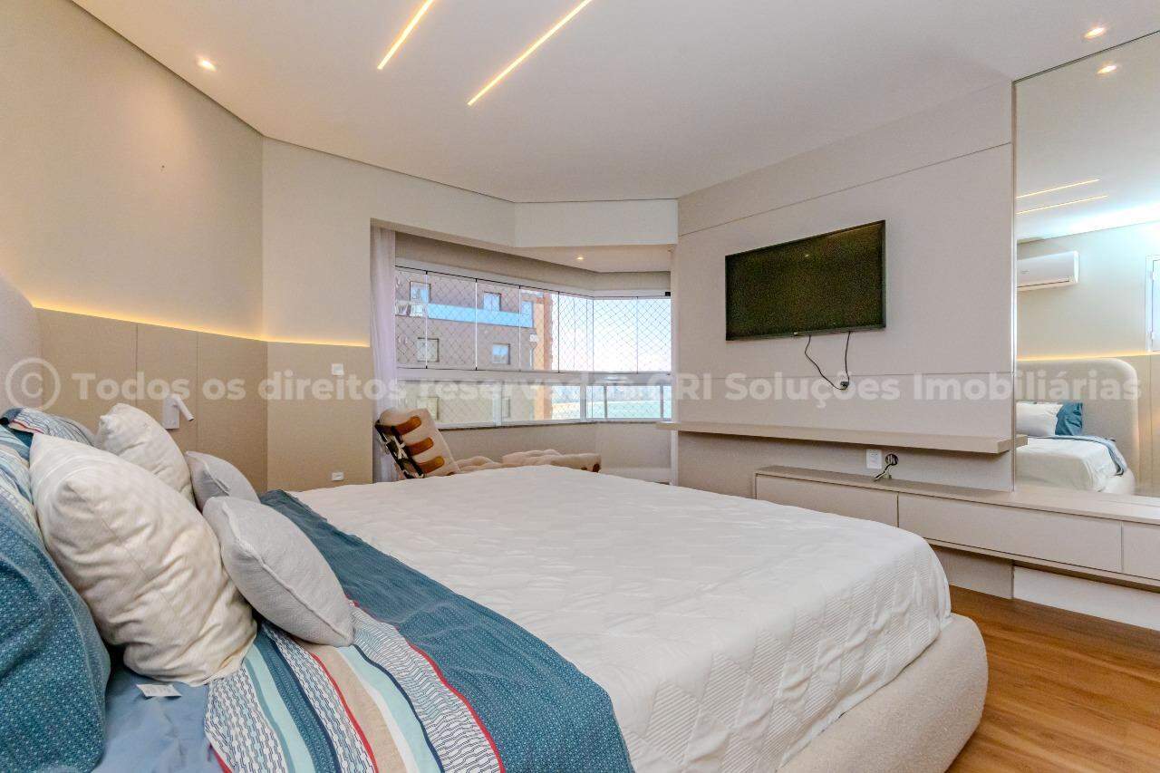 Foto do imóvel Apartamento 4 Suítes Frente Mar no Edifício Noblesse Barra Sul Balneário Camboriú