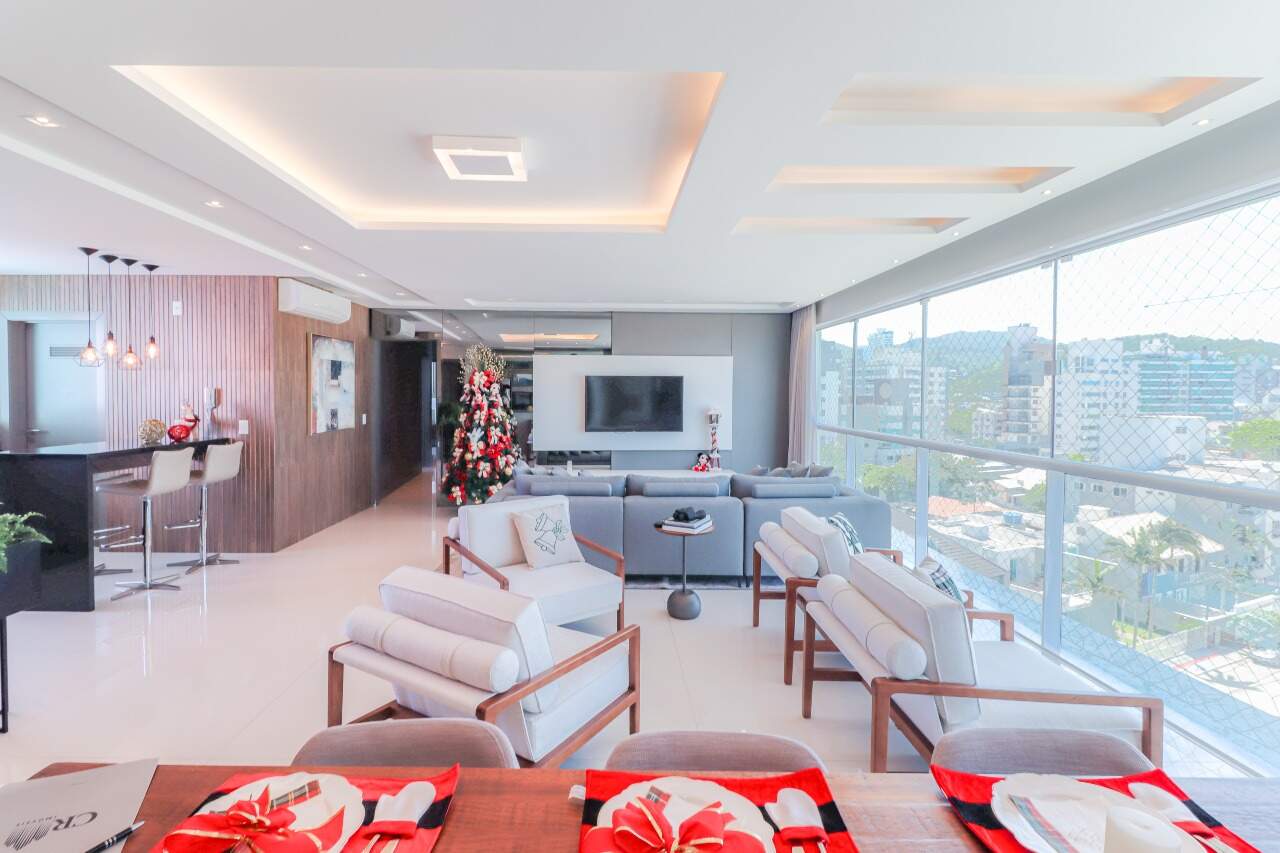 Foto do imóvel Apartamento mobiliado no Mirage Residence Praia Brava com 4 suítes e vista para o mar