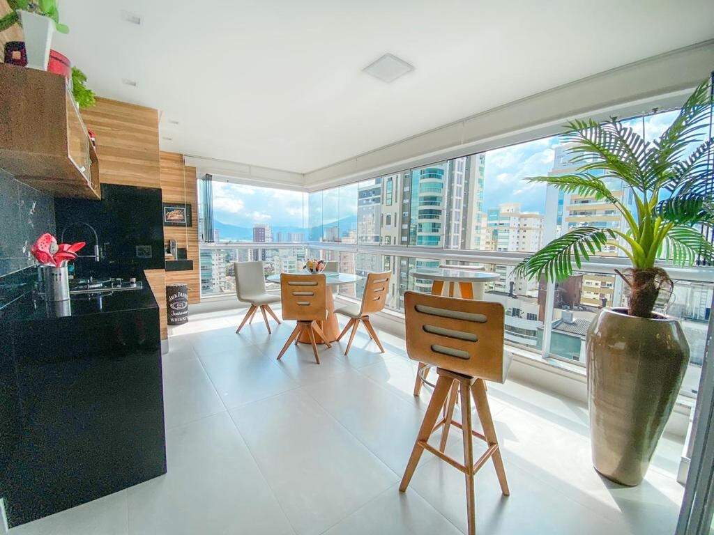 Foto do imóvel Apartamento a venda no Villaggio Del Mare em 03 Quartos sendo 03 Suites em Itapema Meia Praia