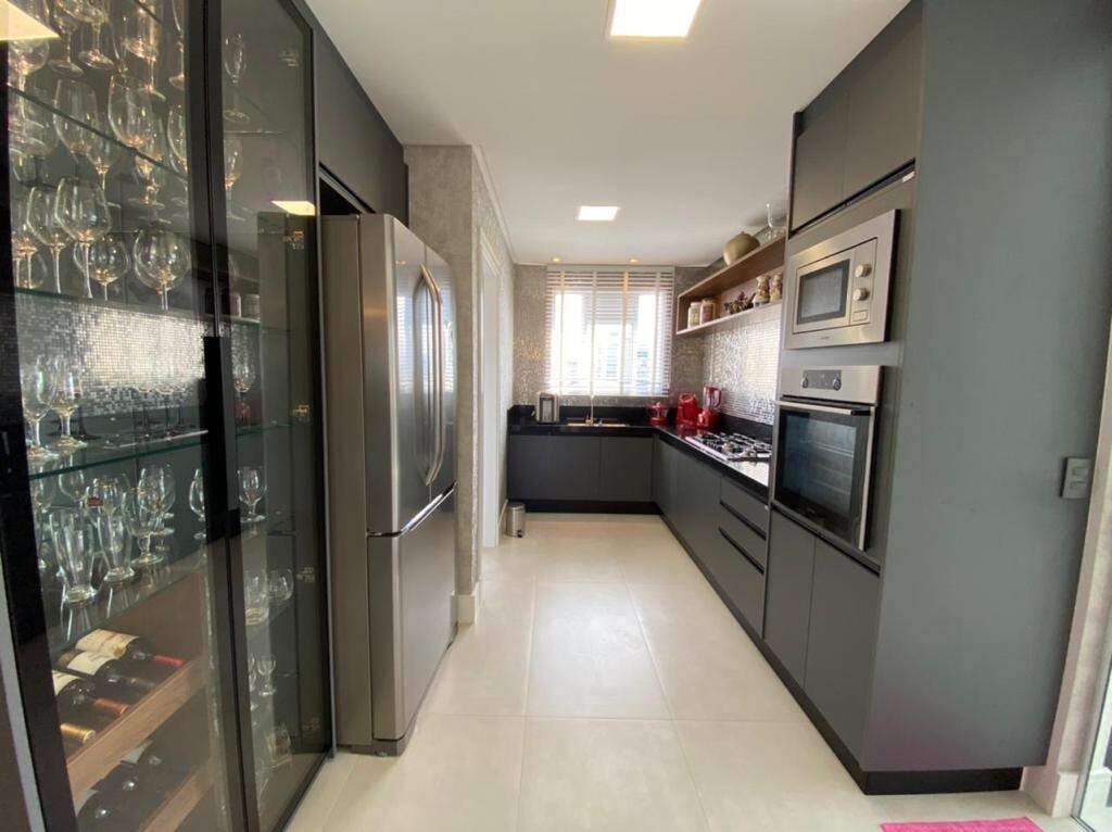 Foto do imóvel Apartamento a venda no Villaggio Del Mare em 03 Quartos sendo 03 Suites em Itapema Meia Praia