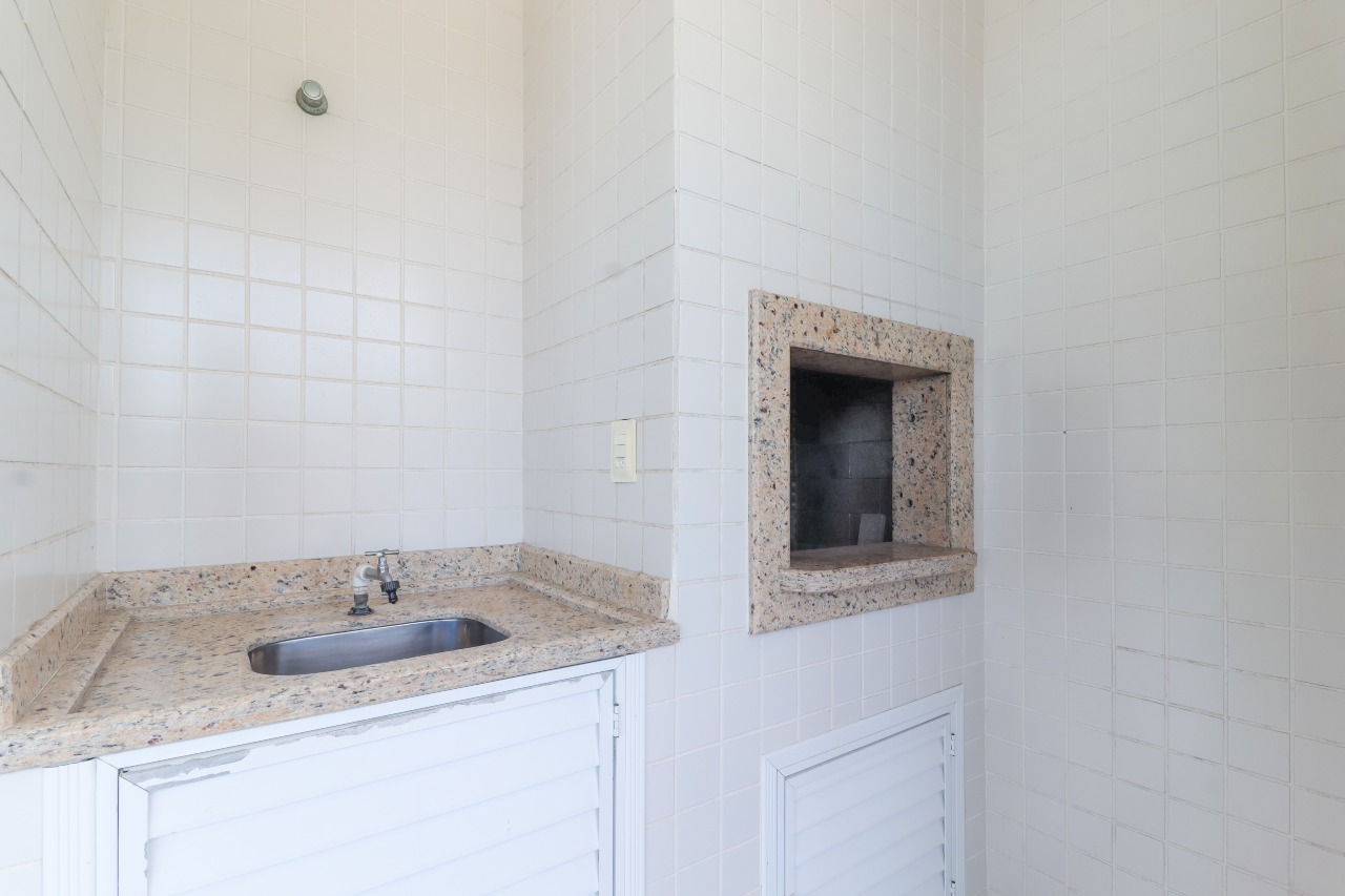 Foto do imóvel Apartamento a venda no Edificio Mikonos com 04 Quartos sendo 03 Suites em Itapema Meia Praia