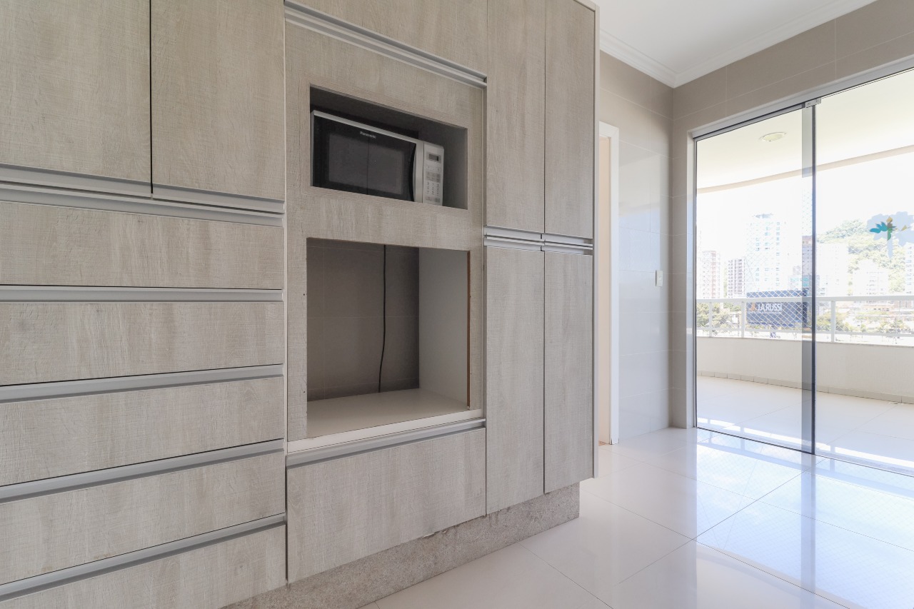 Foto do imóvel Apartamento a venda no Edificio Mikonos com 04 Quartos sendo 03 Suites em Itapema Meia Praia
