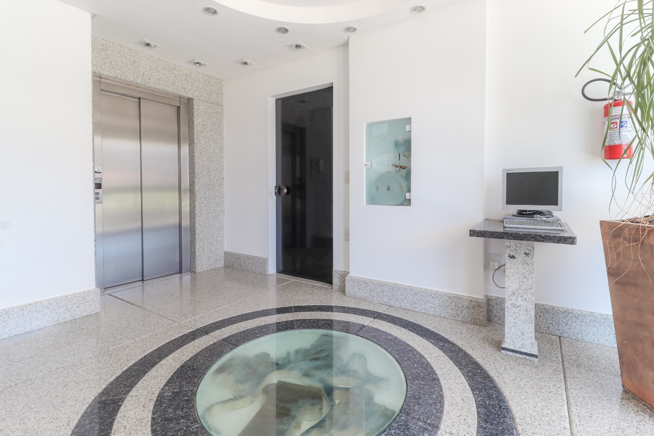 Foto do imóvel Apartamento a venda no Edificio Mikonos com 04 Quartos sendo 03 Suites em Itapema Meia Praia