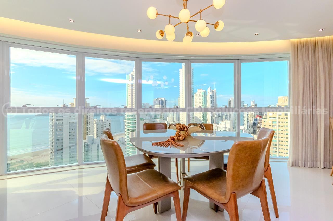 Foto do imóvel Apartamento Mobiliado com 4 Quartos e 3 Suítes à Venda no Edifício Olympo Tower em Balneário Camboriú