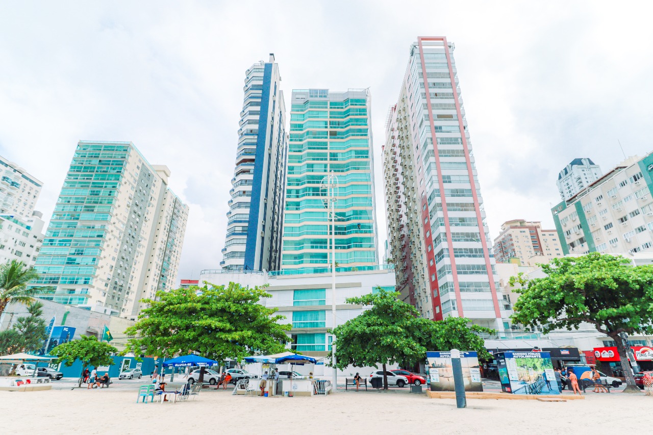 Foto do imóvel Apartamento Mobiliado Balneário Camboriú – 3 Dormitórios com Suíte e Vista para o Mar