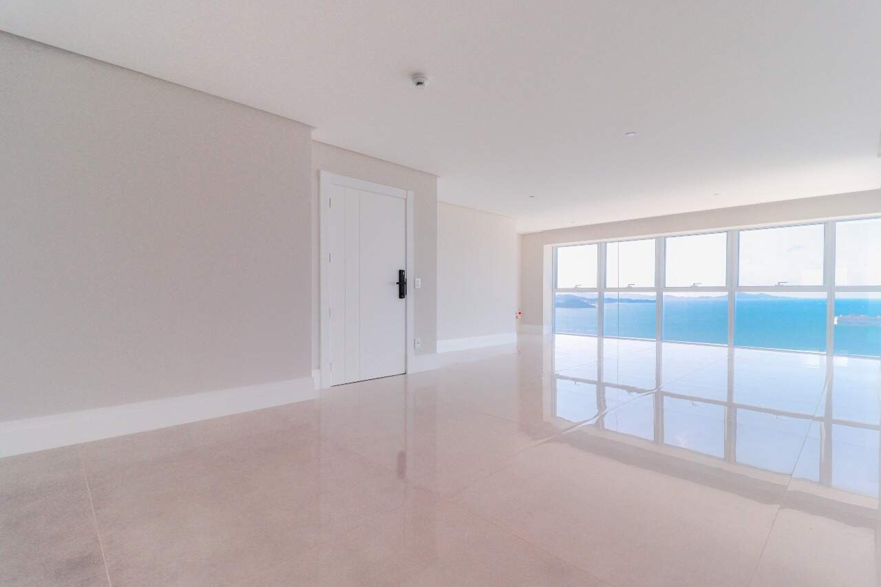 Foto do imóvel Apartamento Frente Mar com 04 suítes no One Tower em Balneário Camboriú