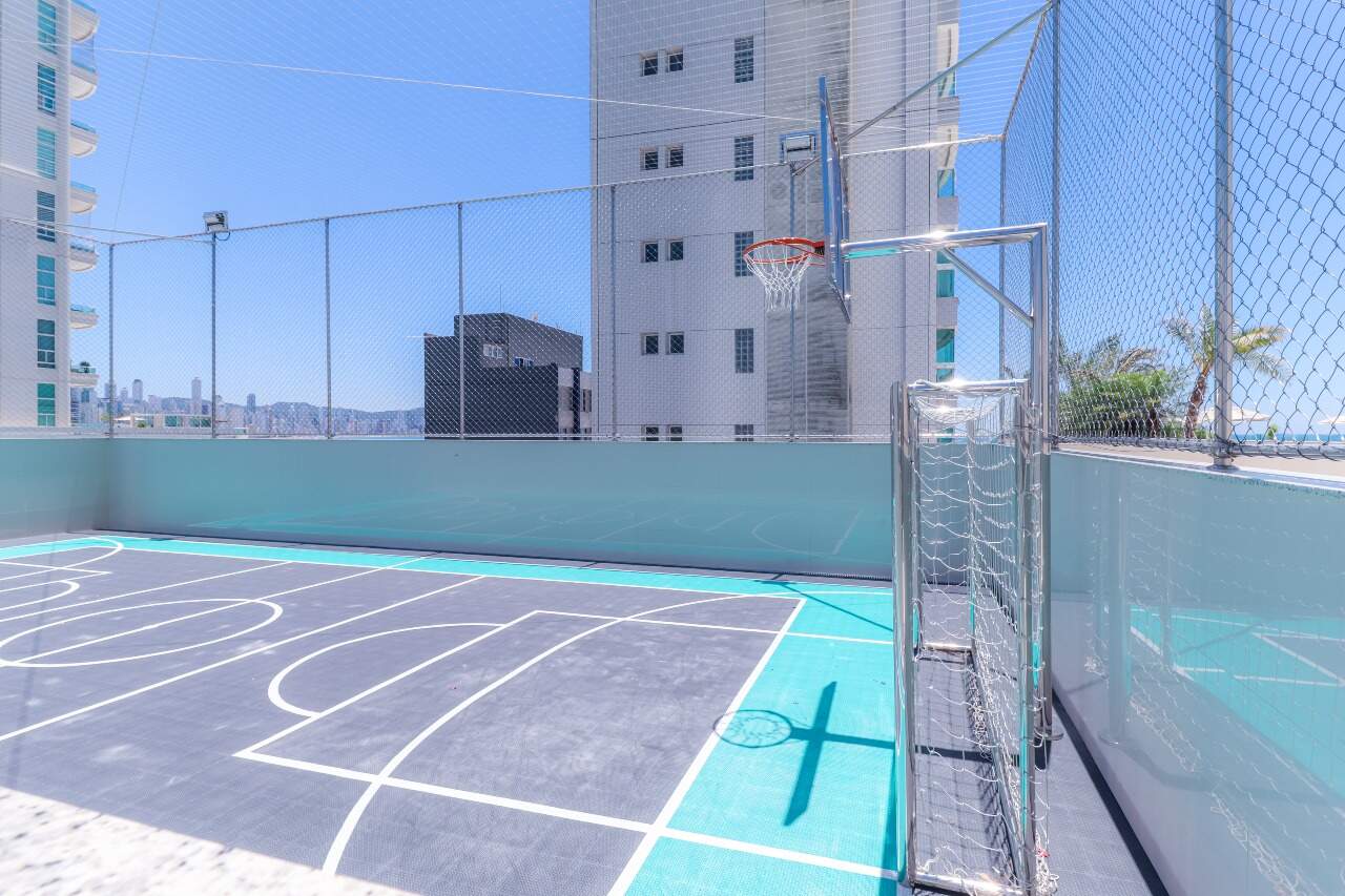 Foto do imóvel Apartamento Frente Mar com 04 suítes no One Tower em Balneário Camboriú