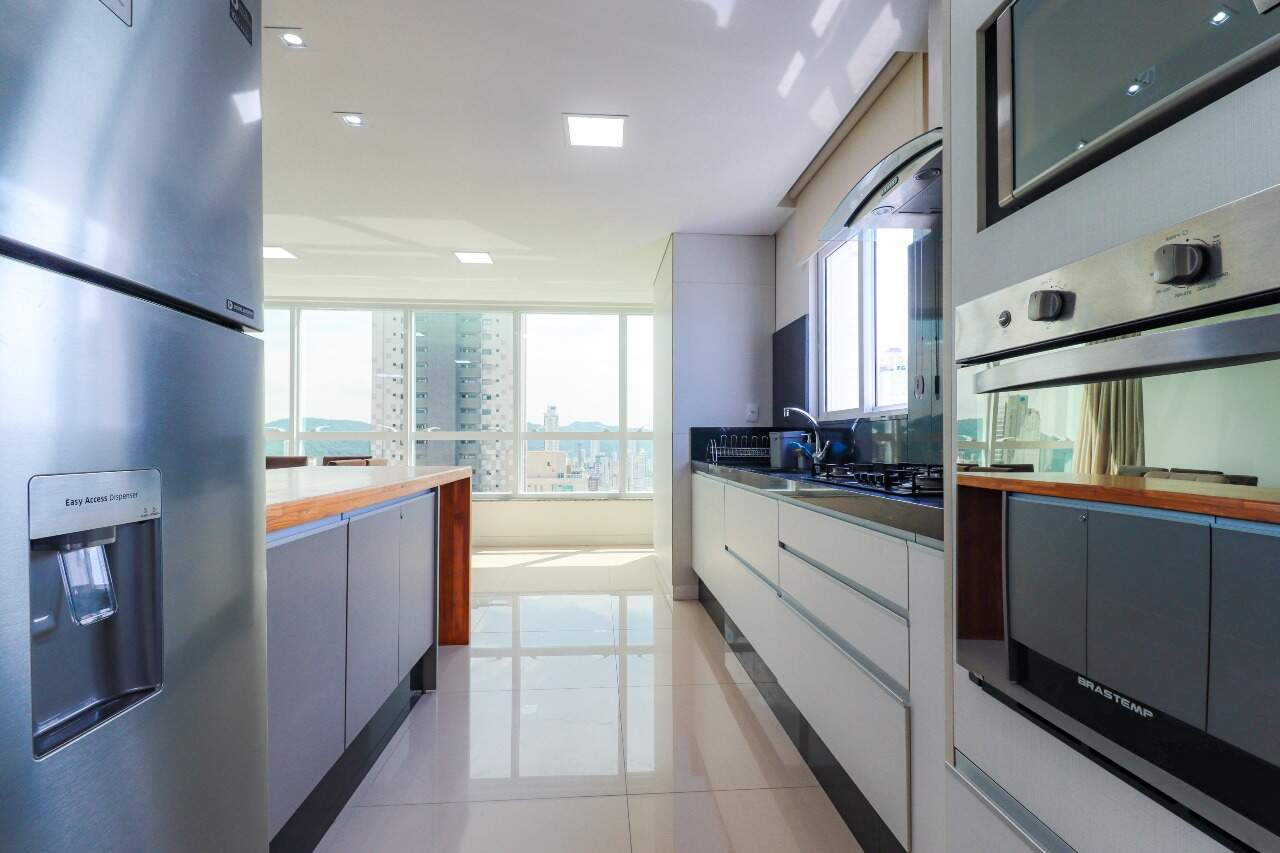 Foto do imóvel Apartamento com 03 suítes no Lumiére Residence no Centro de Balneário Camboriú