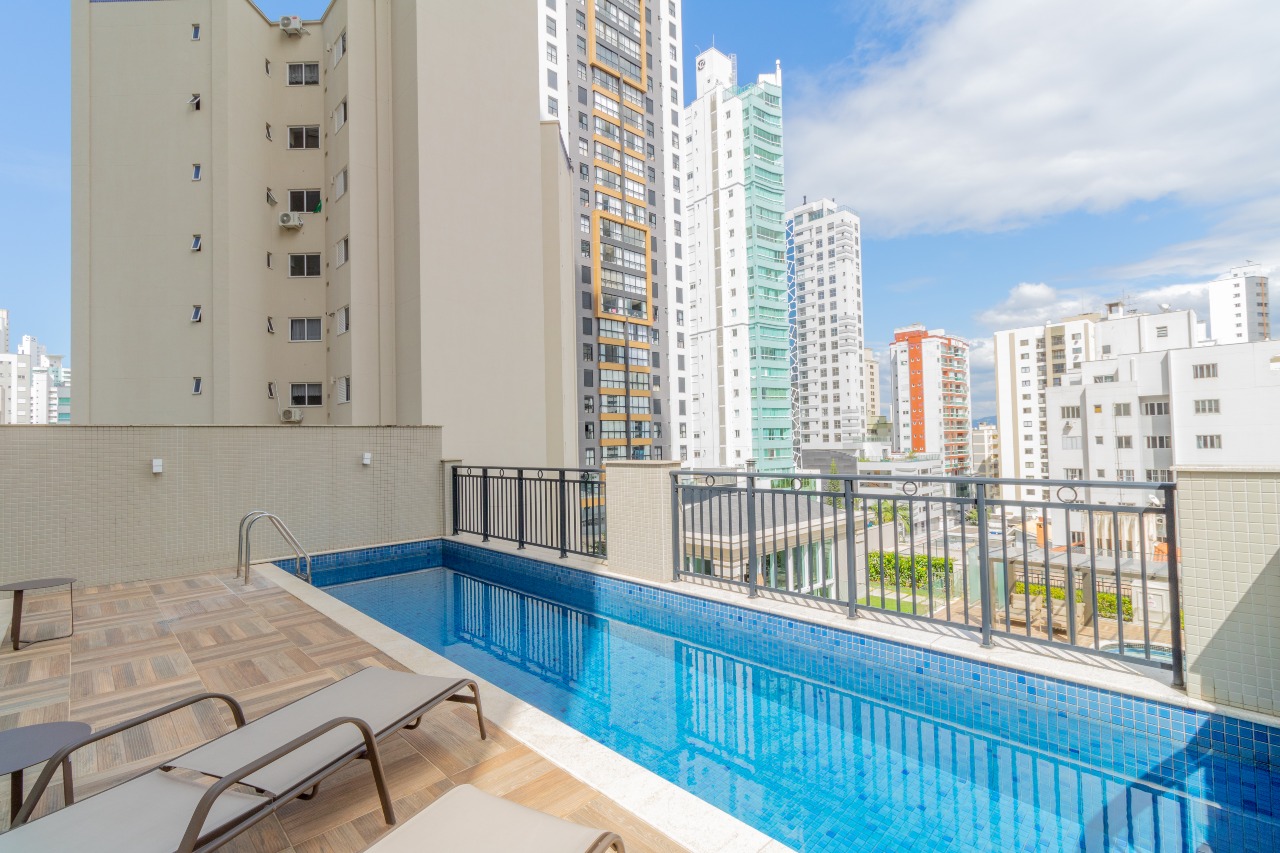 Foto do imóvel Apartamento à Venda no Serendipity Village em Balneário Camboriú – 4 Dormitórios Mobiliado Frente Mar