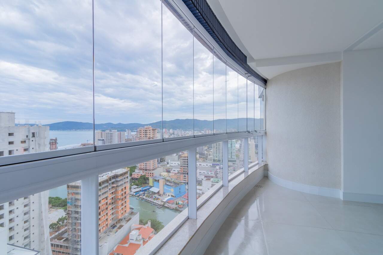 Foto do imóvel Apartamento de 128,50 m² com 3 suítes e varanda gourmet em Meia Praia, Itapema