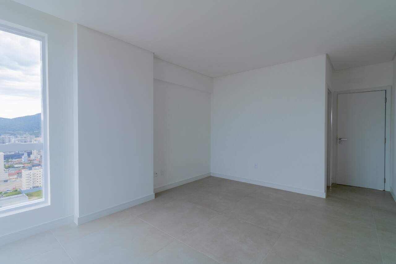 Foto do imóvel Apartamento de 128,50 m² com 3 suítes e varanda gourmet em Meia Praia, Itapema
