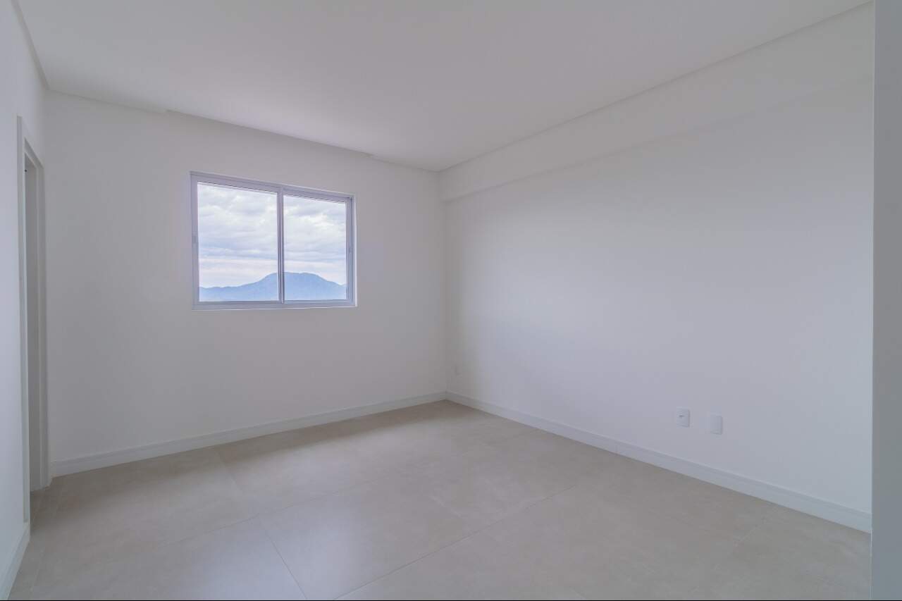 Foto do imóvel Apartamento de 128,50 m² com 3 suítes e varanda gourmet em Meia Praia, Itapema