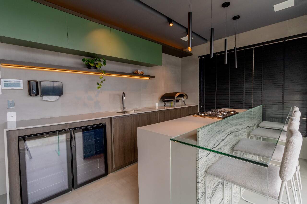 Foto do imóvel Apartamento de 128,50 m² com 3 suítes e varanda gourmet em Meia Praia, Itapema