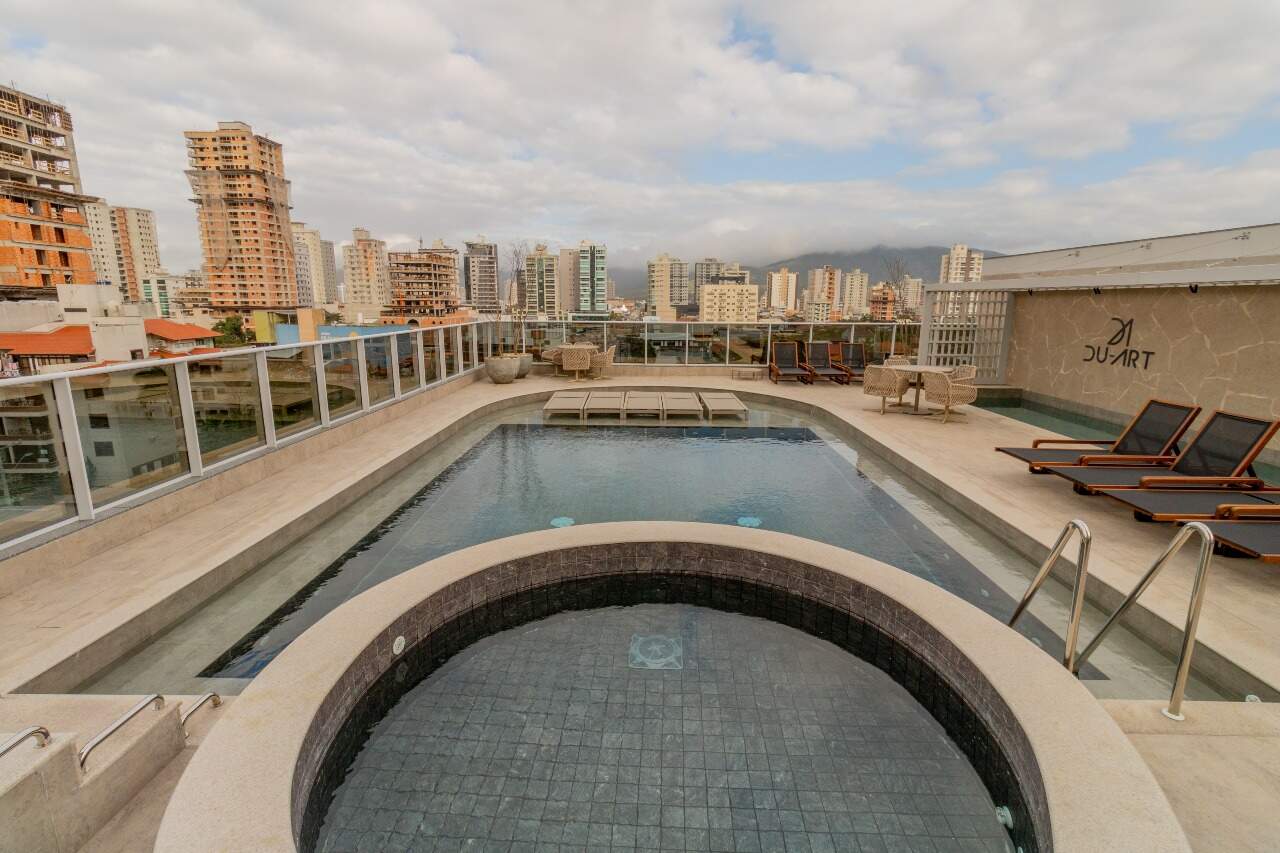 Foto do imóvel Apartamento de 128,50 m² com 3 suítes e varanda gourmet em Meia Praia, Itapema