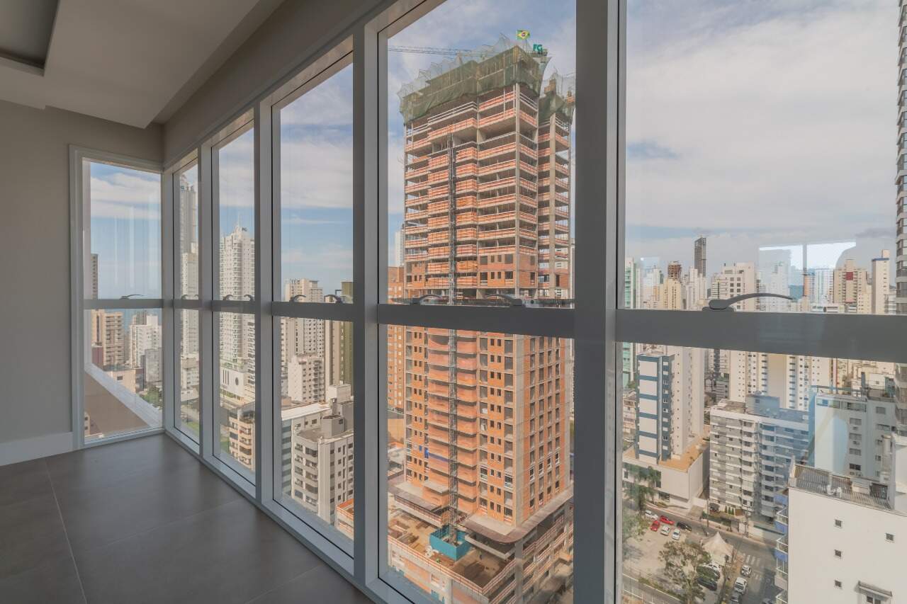Foto do imóvel Apartamento com 03 suítes no Edifício Exuberance á venda em Balneário Camboriú 