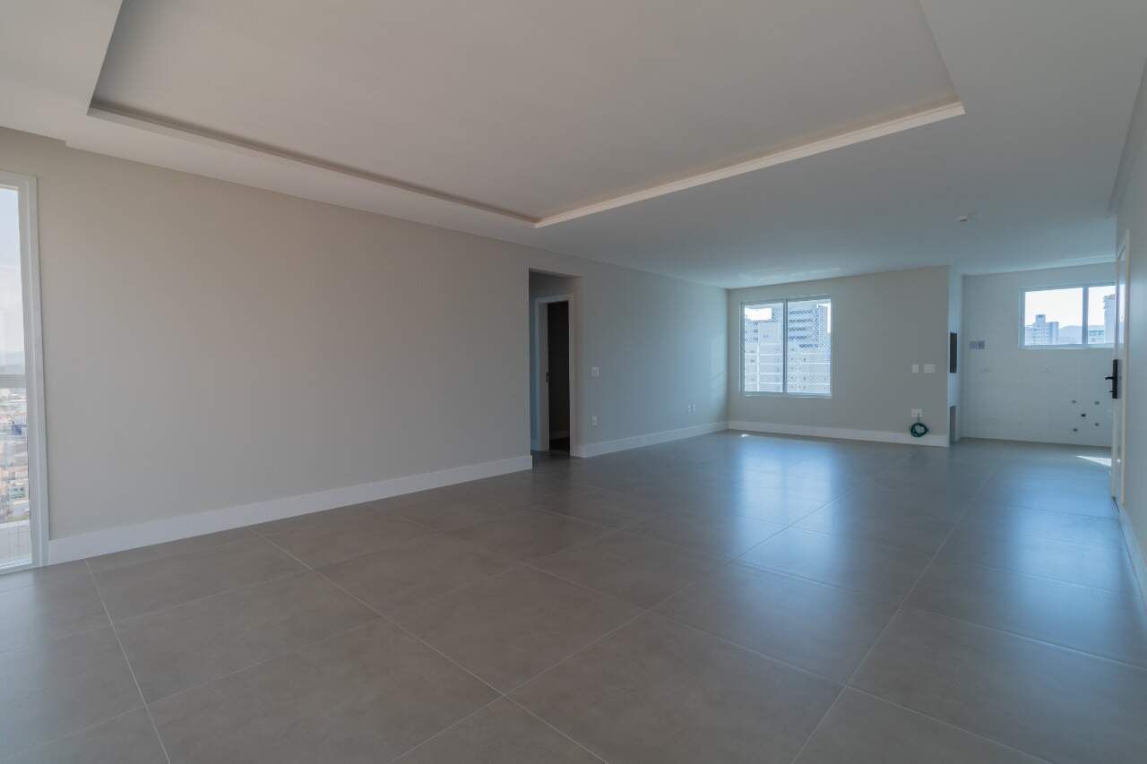 Foto do imóvel Apartamento com 03 suítes no Edifício Exuberance á venda em Balneário Camboriú 