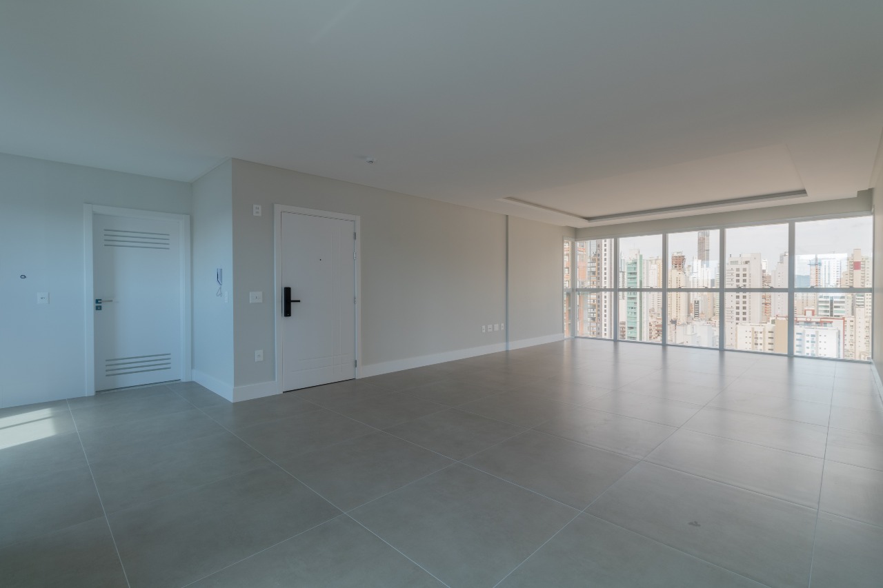 Foto do imóvel Apartamento no Edifício Exuberance Residence com 03 suítes á venda no Centro em Balneário Camboriú 