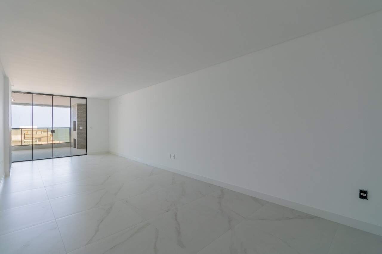 Foto do imóvel Apartamento 3 Suítes à Venda – 152m² na Praia Brava, Itajaí