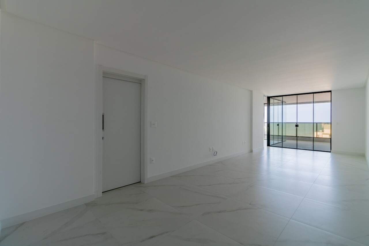 Foto do imóvel Apartamento 3 Suítes à Venda – 152m² na Praia Brava, Itajaí
