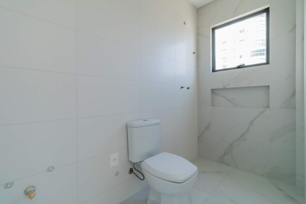 Foto do imóvel Apartamento 3 Suítes à Venda – 152m² na Praia Brava, Itajaí
