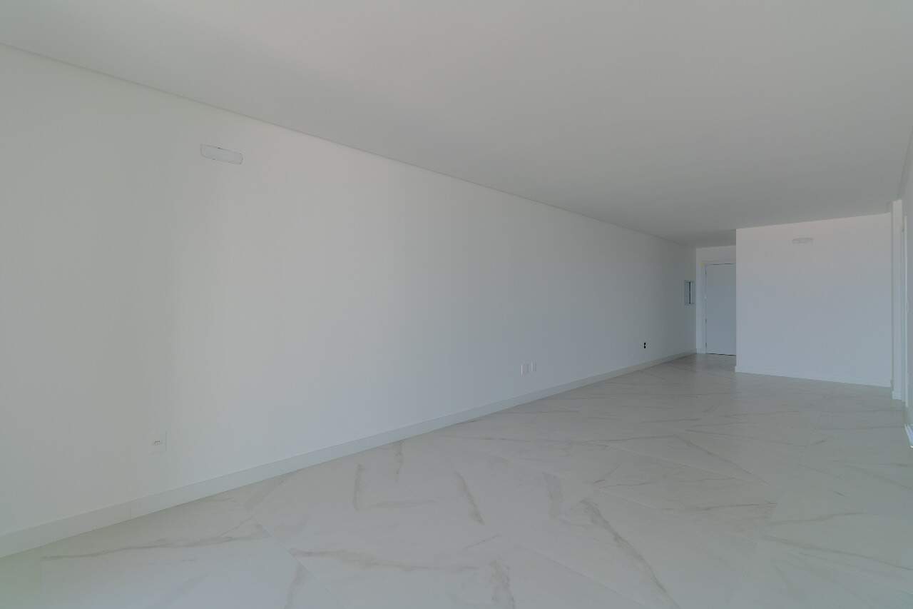 Foto do imóvel Apartamento 3 Suítes à Venda – 152m² na Praia Brava, Itajaí
