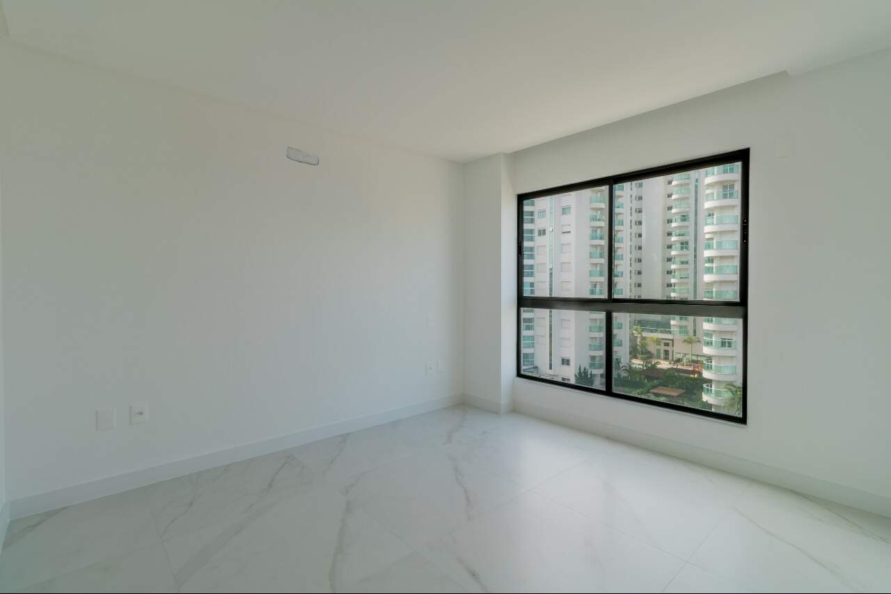 Foto do imóvel Apartamento 3 Suítes à Venda – 152m² na Praia Brava, Itajaí