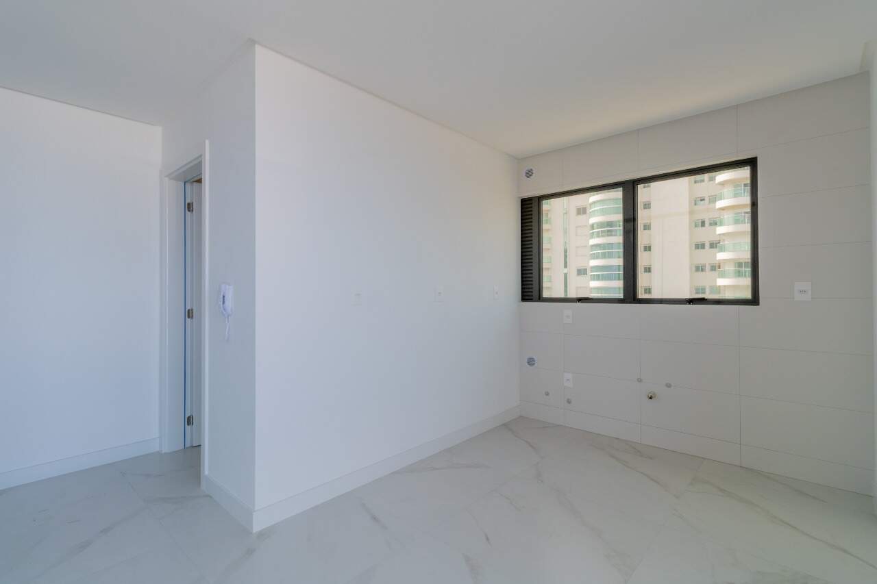 Foto do imóvel Apartamento 3 Suítes à Venda – 152m² na Praia Brava, Itajaí