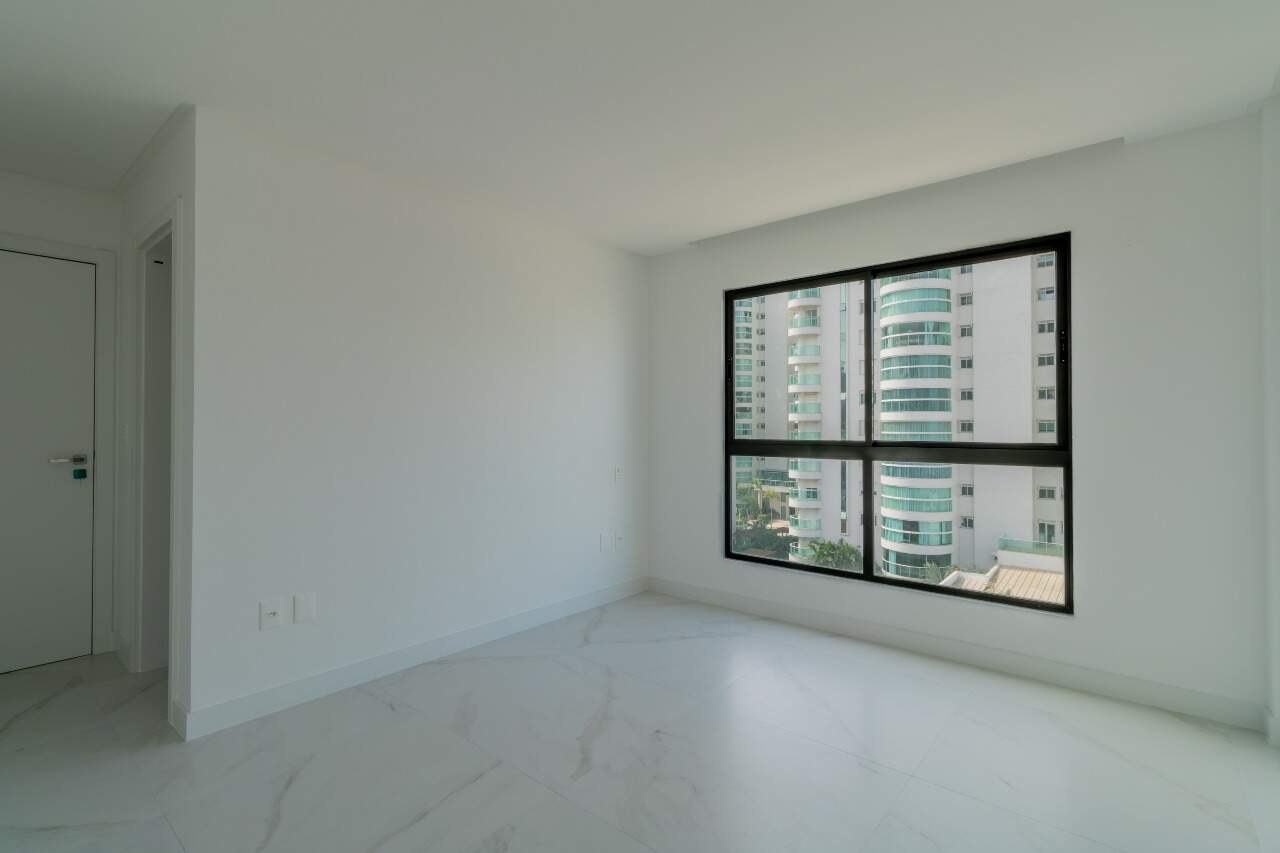 Foto do imóvel Apartamento 3 Suítes à Venda – 152m² na Praia Brava, Itajaí