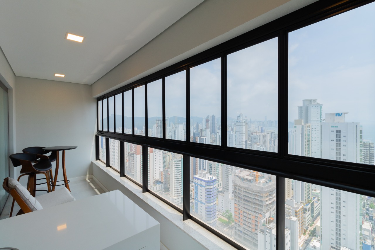 Foto do imóvel Apartamento Mobiliado no Argos Residence – 4 Dormitórios (2 Suítes) com Varanda e Lazer Completo em Itapema