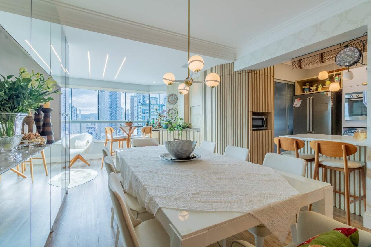Foto do imóvel Apartamento mobiliado de 03 suítes no Edifício Summerville em Balneário Camboriú 