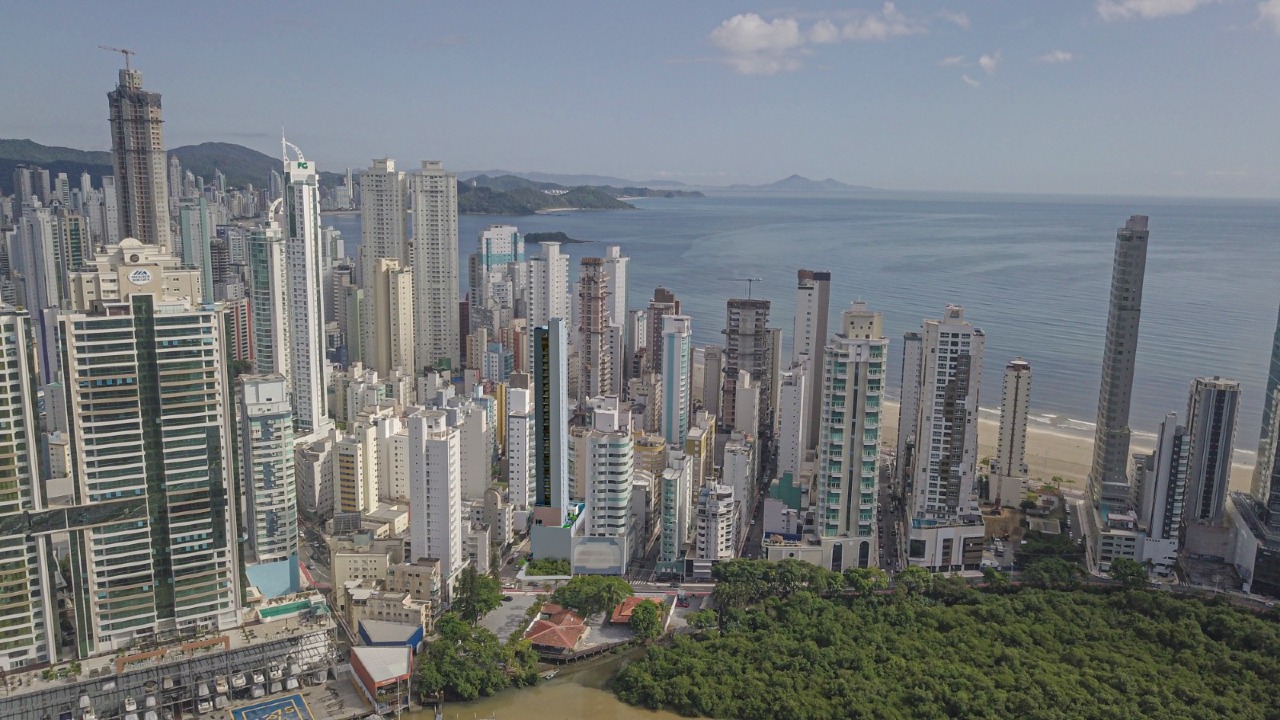 Foto do imóvel Apartamento na Planta com 04 suítes á venda no Edifício Magic Sun em Balneário Camboriú