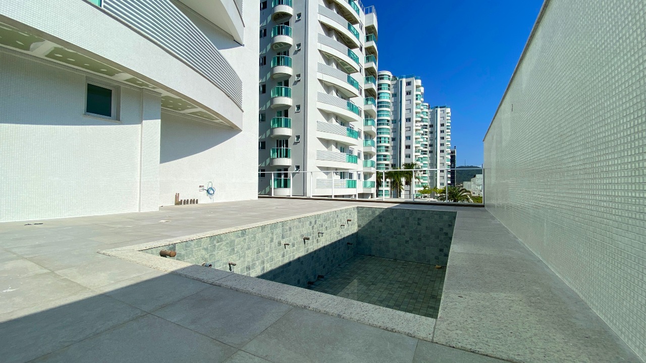 Foto do imóvel Apartamento na Reserva Figueira Brava Beach Itajaí com 3 suítes e 151m²