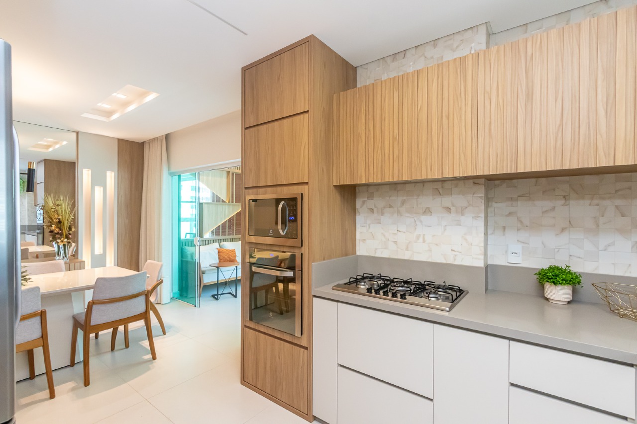 Foto do imóvel Apartamento Mobiliado com 3 Suítes no Edifício Isis Dellagnelo em Meia Praia