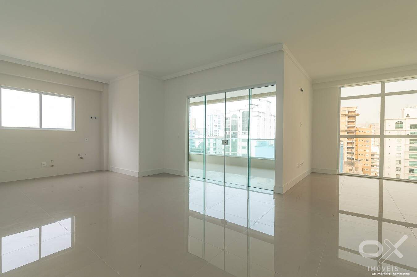 [Edificio] Apartamento à venda Majestic Residence: Foto 01