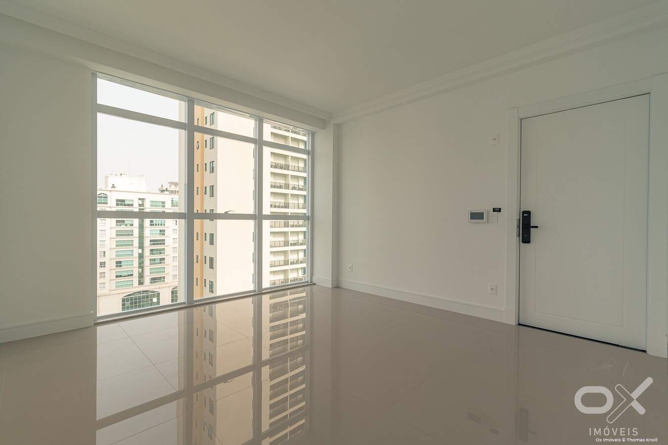 [Edificio] Apartamento à venda Majestic Residence: Foto 01