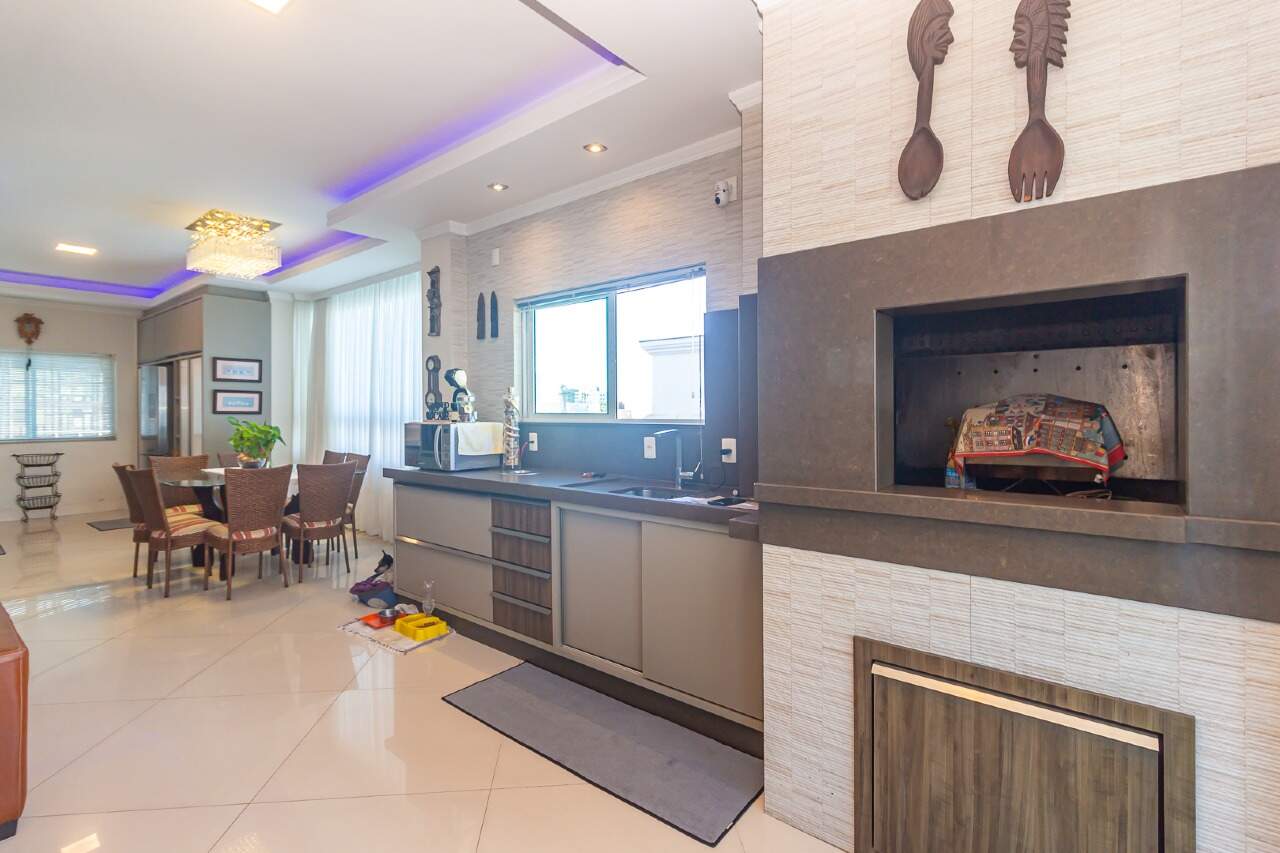 Foto do imóvel Apartamento 4 Suítes no Harmony Palace na Meia Praia Itapema