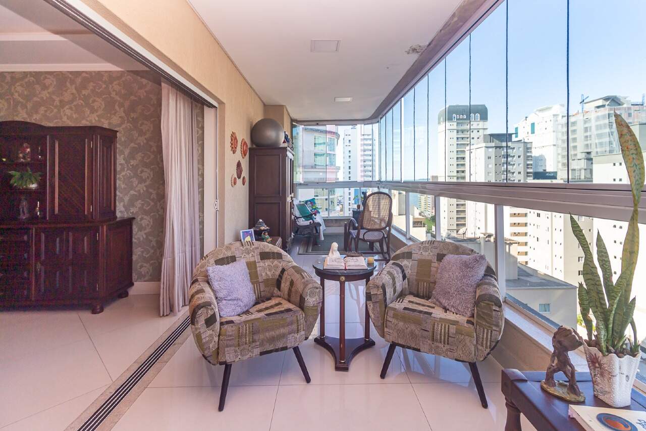 Foto do imóvel Apartamento 4 Suítes no Harmony Palace na Meia Praia Itapema