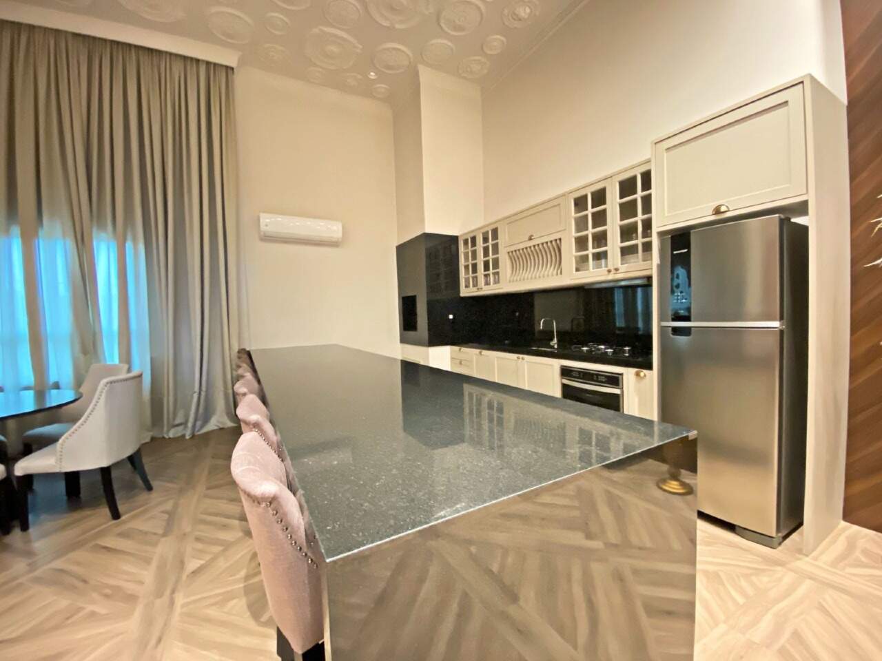 Foto do imóvel Apartamento Frente Mar com 4 Suítes no La Vie Residence | Meia Praia, Itapema