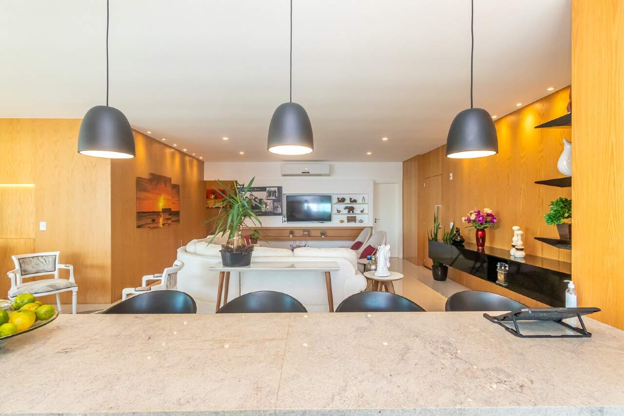 Foto do imóvel Província de Vicenza | Apartamento mobiliado 04 suítes, 193 m² | Imóvel à venda na Meia Praia, Itapema/SC 