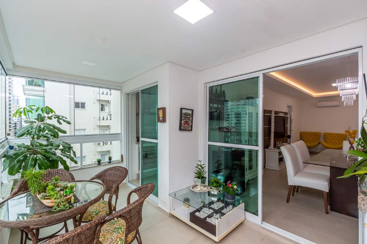 Foto do imóvel Apartamento 160m² no Edifício Aleandro Beber – Meia Praia Itapema