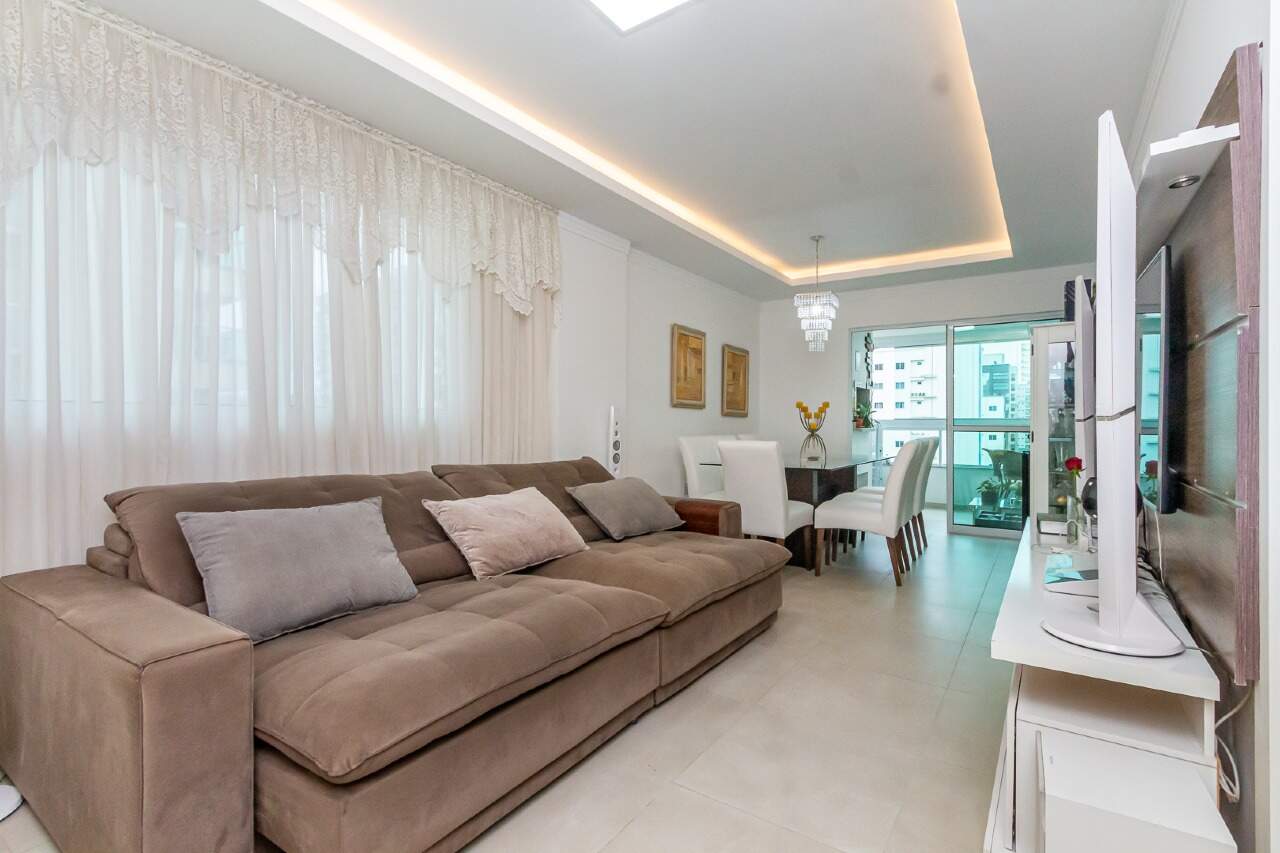 Foto do imóvel Apartamento 160m² no Edifício Aleandro Beber – Meia Praia Itapema