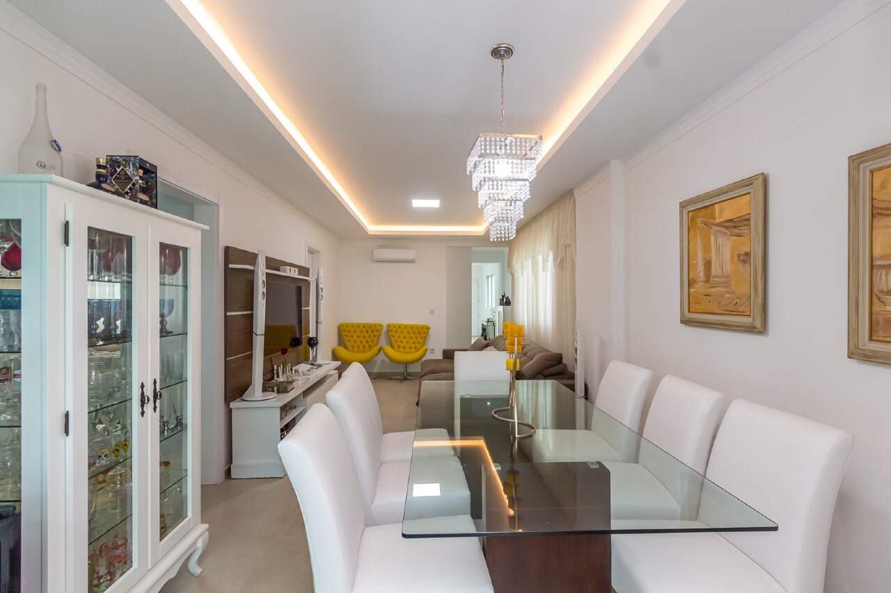 Foto do imóvel Apartamento 160m² no Edifício Aleandro Beber – Meia Praia Itapema