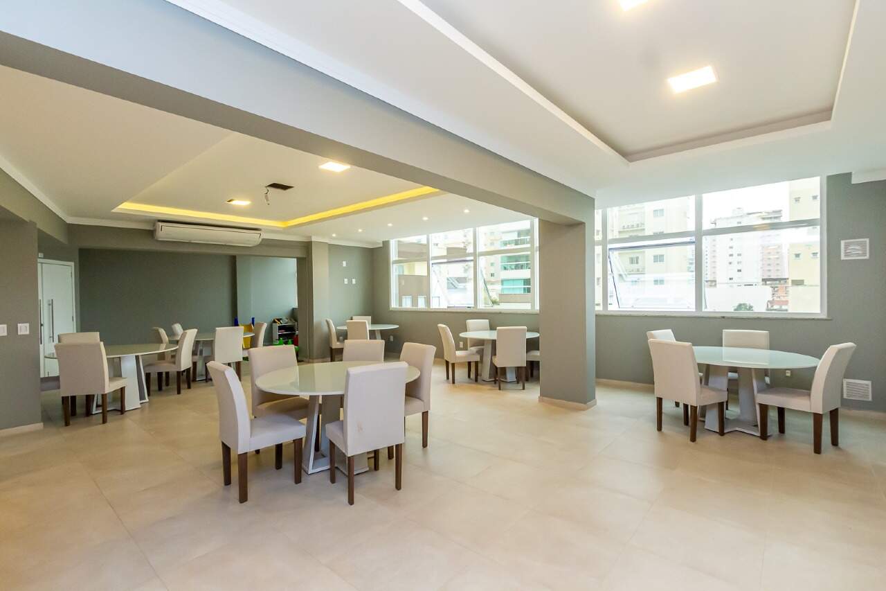 Foto do imóvel Apartamento 160m² no Edifício Aleandro Beber – Meia Praia Itapema