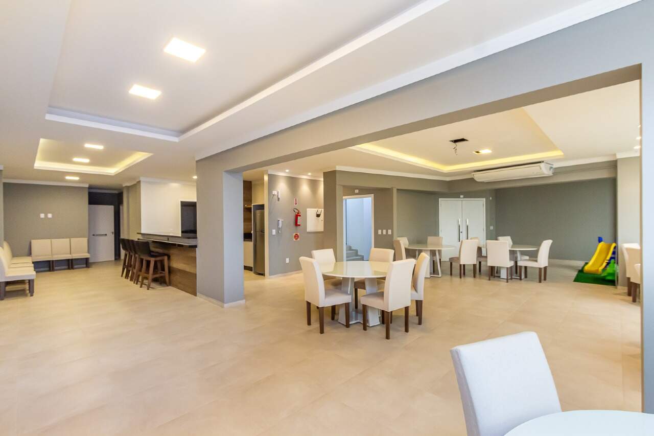 Foto do imóvel Apartamento 160m² no Edifício Aleandro Beber – Meia Praia Itapema