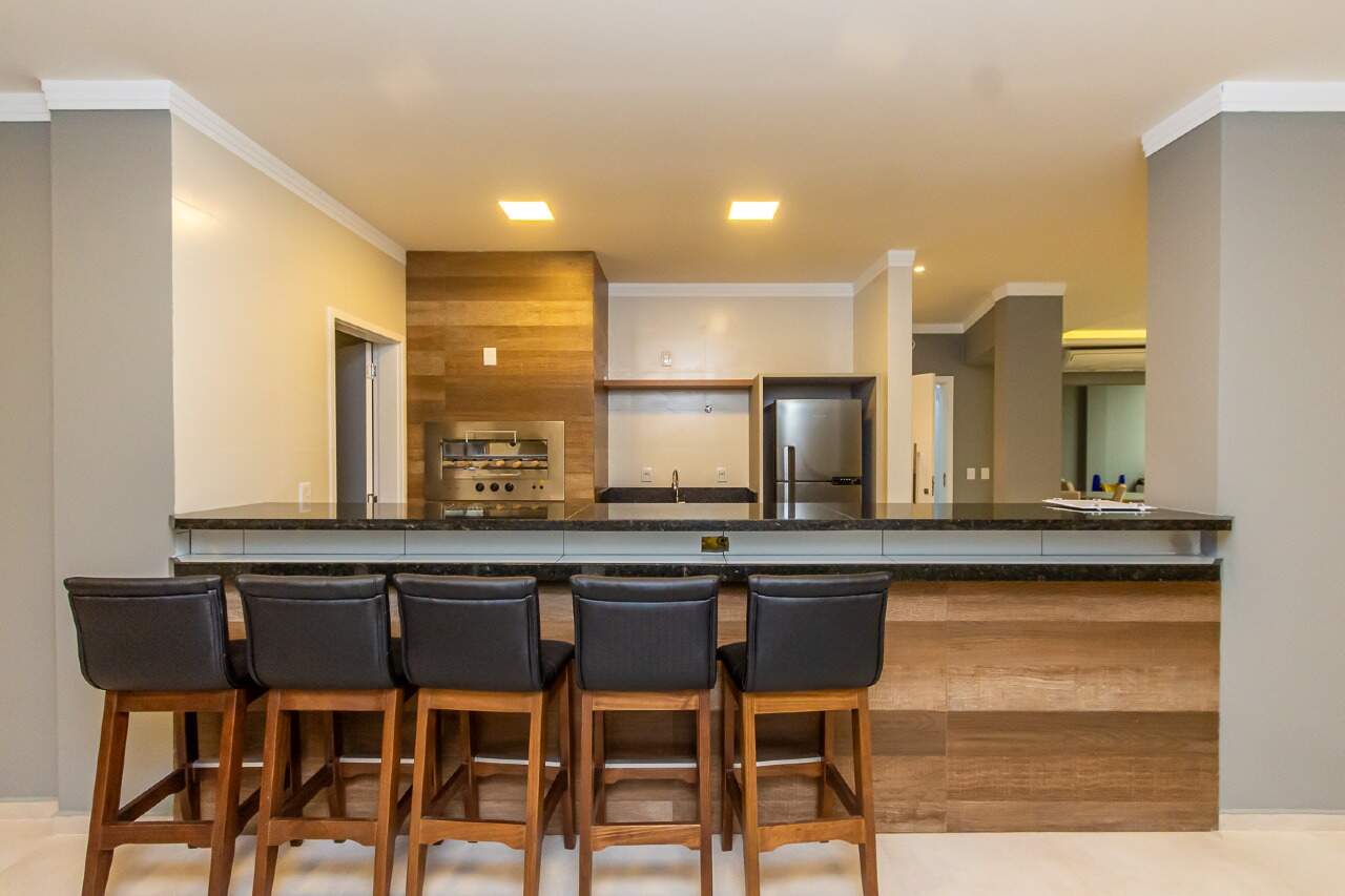 Foto do imóvel Apartamento 160m² no Edifício Aleandro Beber – Meia Praia Itapema