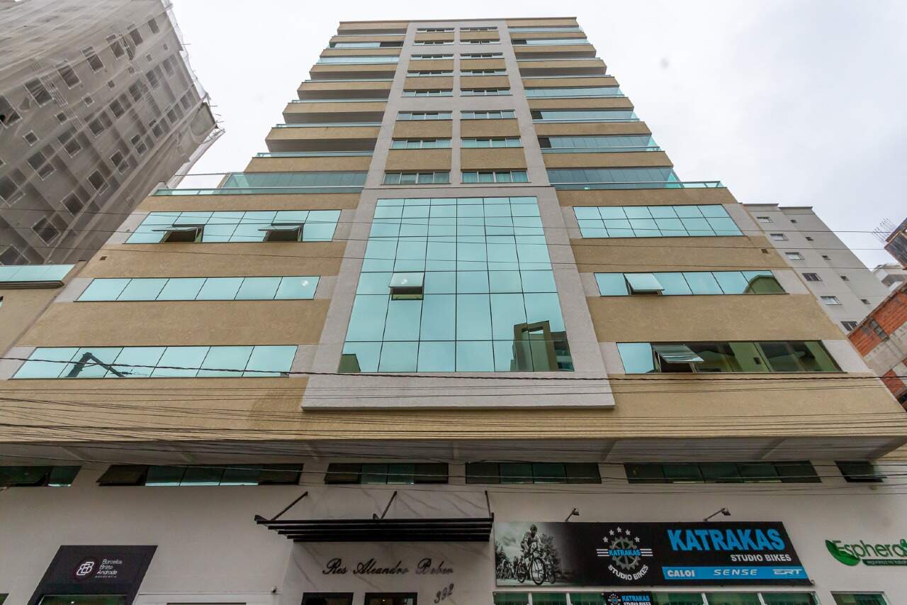 Foto do imóvel Apartamento 160m² no Edifício Aleandro Beber – Meia Praia Itapema