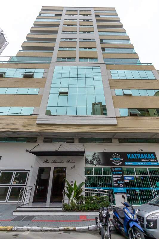 Foto do imóvel Apartamento 160m² no Edifício Aleandro Beber – Meia Praia Itapema