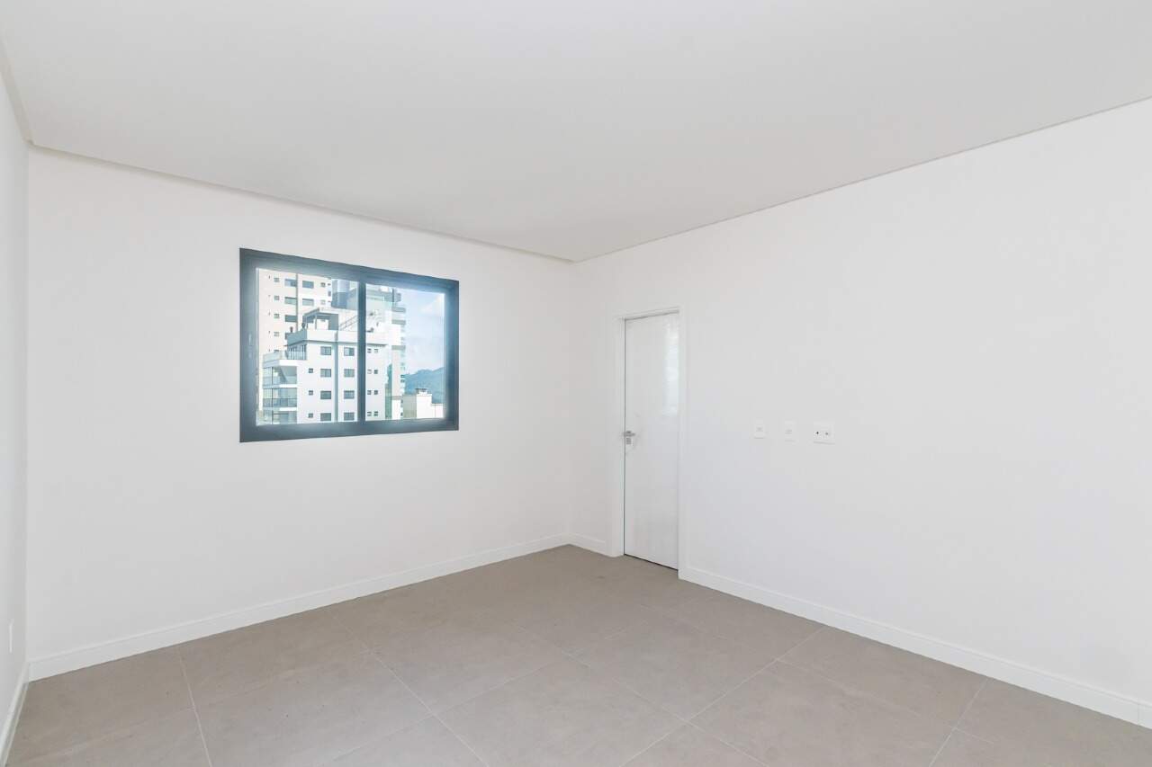 Foto do imóvel Apartamento de 137m² no Edifício Dom Benedito Itapema