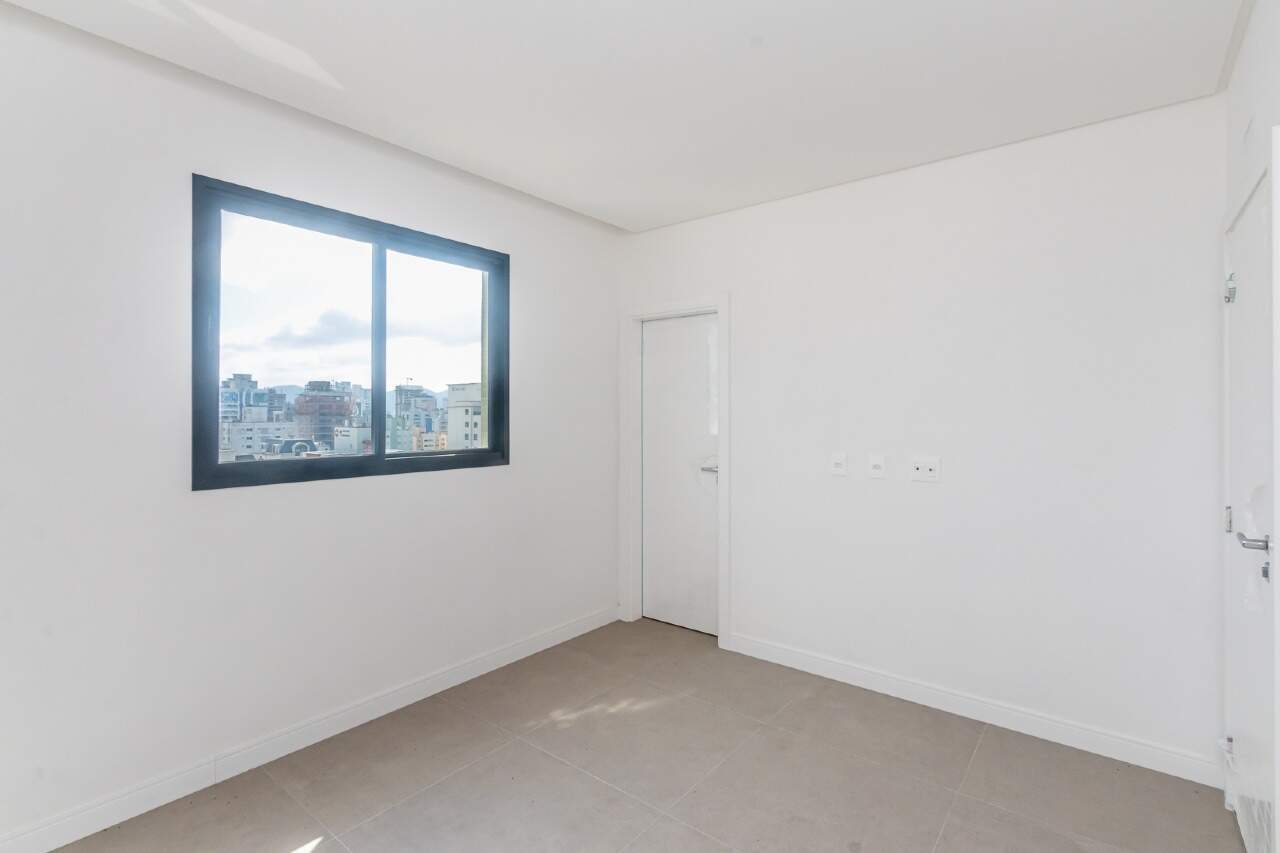 Foto do imóvel Apartamento de 137m² no Edifício Dom Benedito Itapema