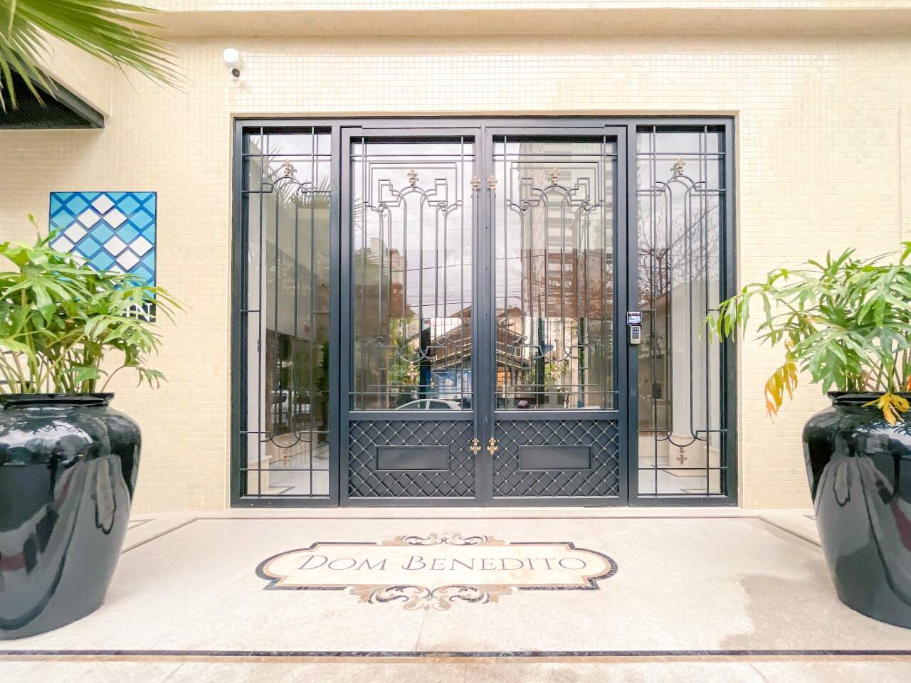 Foto do imóvel Apartamento Mobiliado com 3 Suítes no Residencial Dom Benedito em Meia Praia – Itapema**